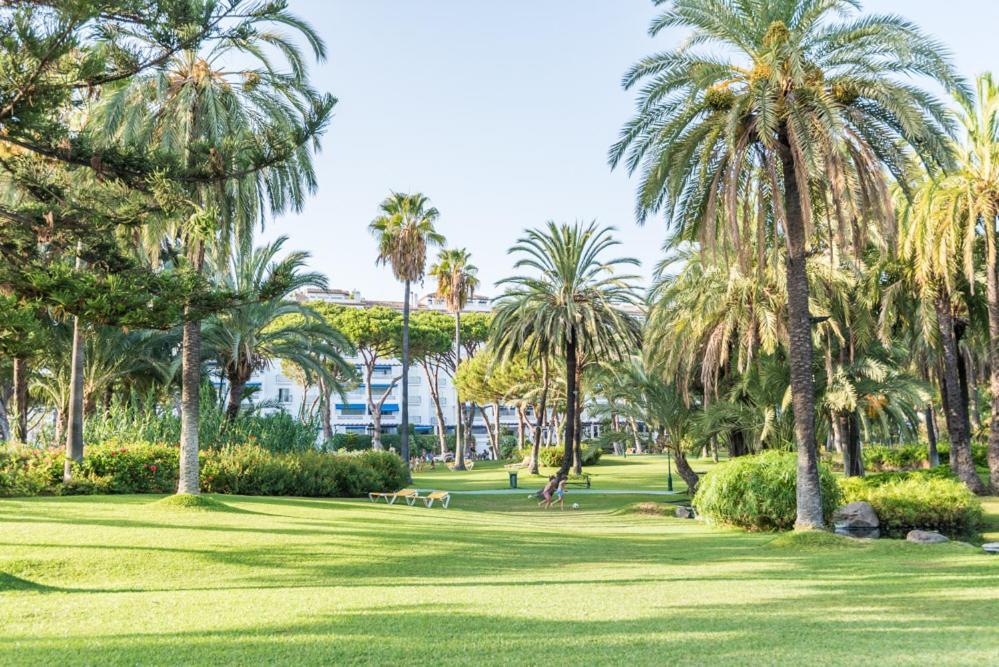 Playas Del Duque, Puerto Banus, Golf .Playa Y Compras Appartement Marbella Buitenkant foto