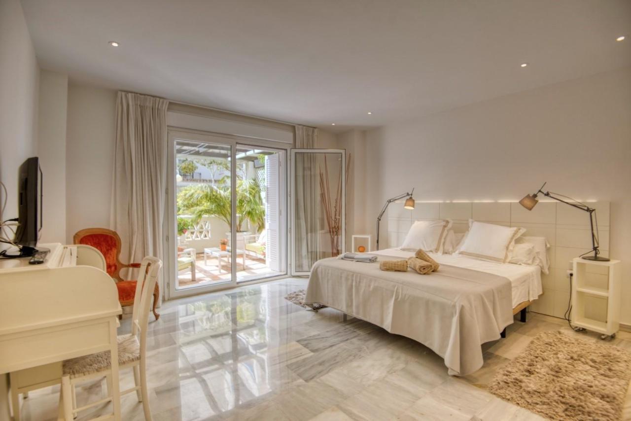 Playas Del Duque, Puerto Banus, Golf .Playa Y Compras Appartement Marbella Buitenkant foto
